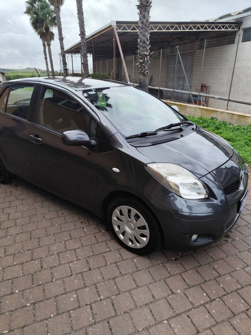 Toyota Yaris 1.3 5 porte Sol