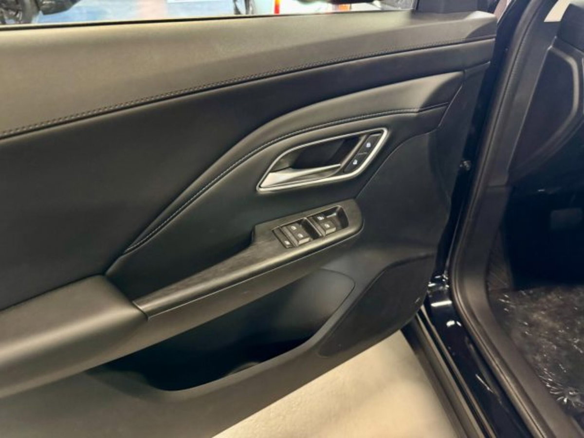 Mg ZS ZS 1.5 Luxury (16)