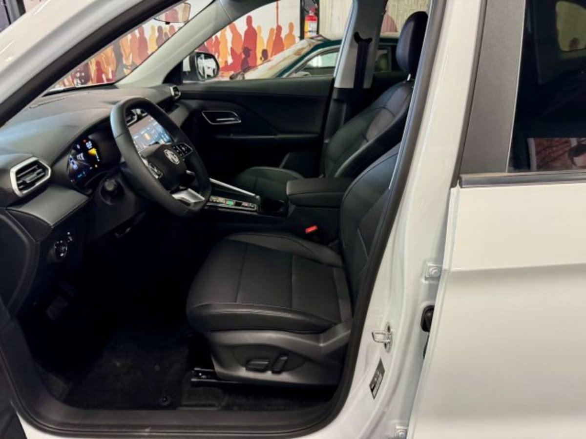 Mg ZS ZS 1.5 Luxury (8)