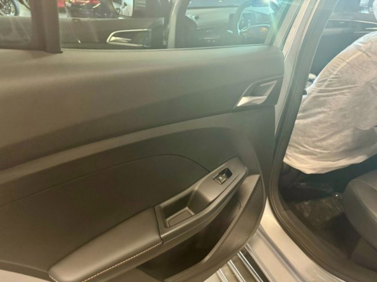 Mg MG3 1.5 hybrid+ Luxury auto (20)