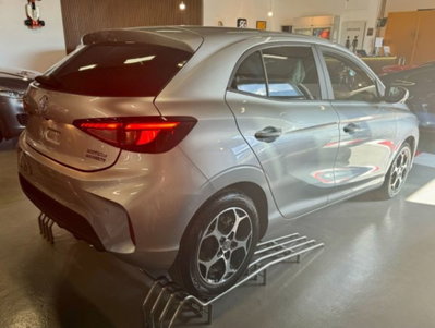 Mg MG3 1.5 hybrid+ Luxury auto (4)