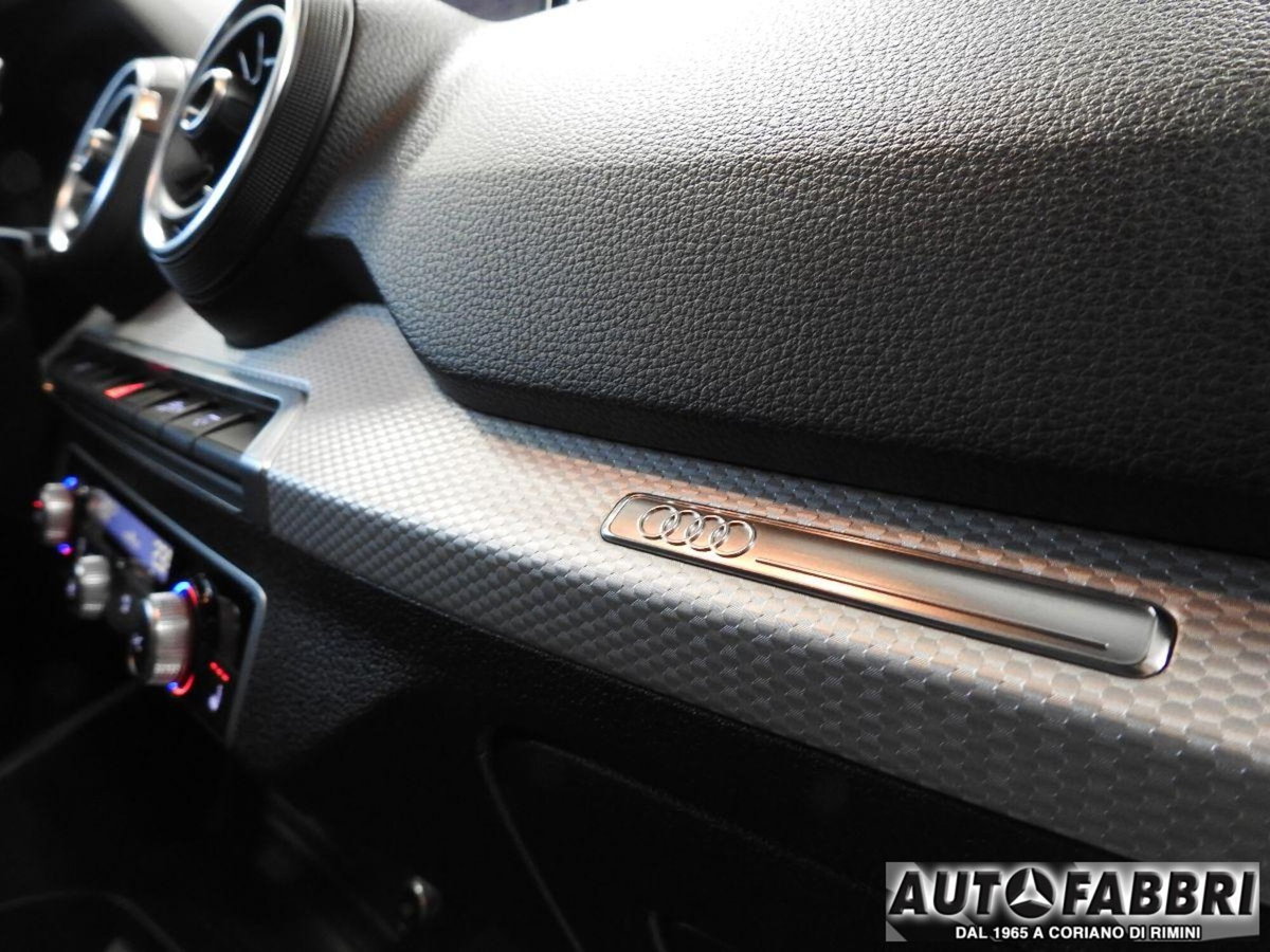Audi Q2 Q2 1.0 TFSI Business (13)