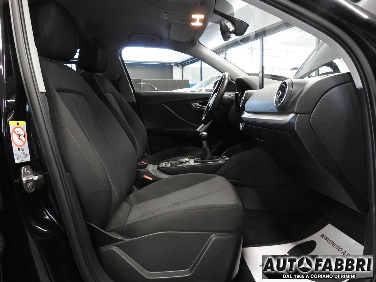 Audi Q2 Q2 1.0 TFSI Business (14)