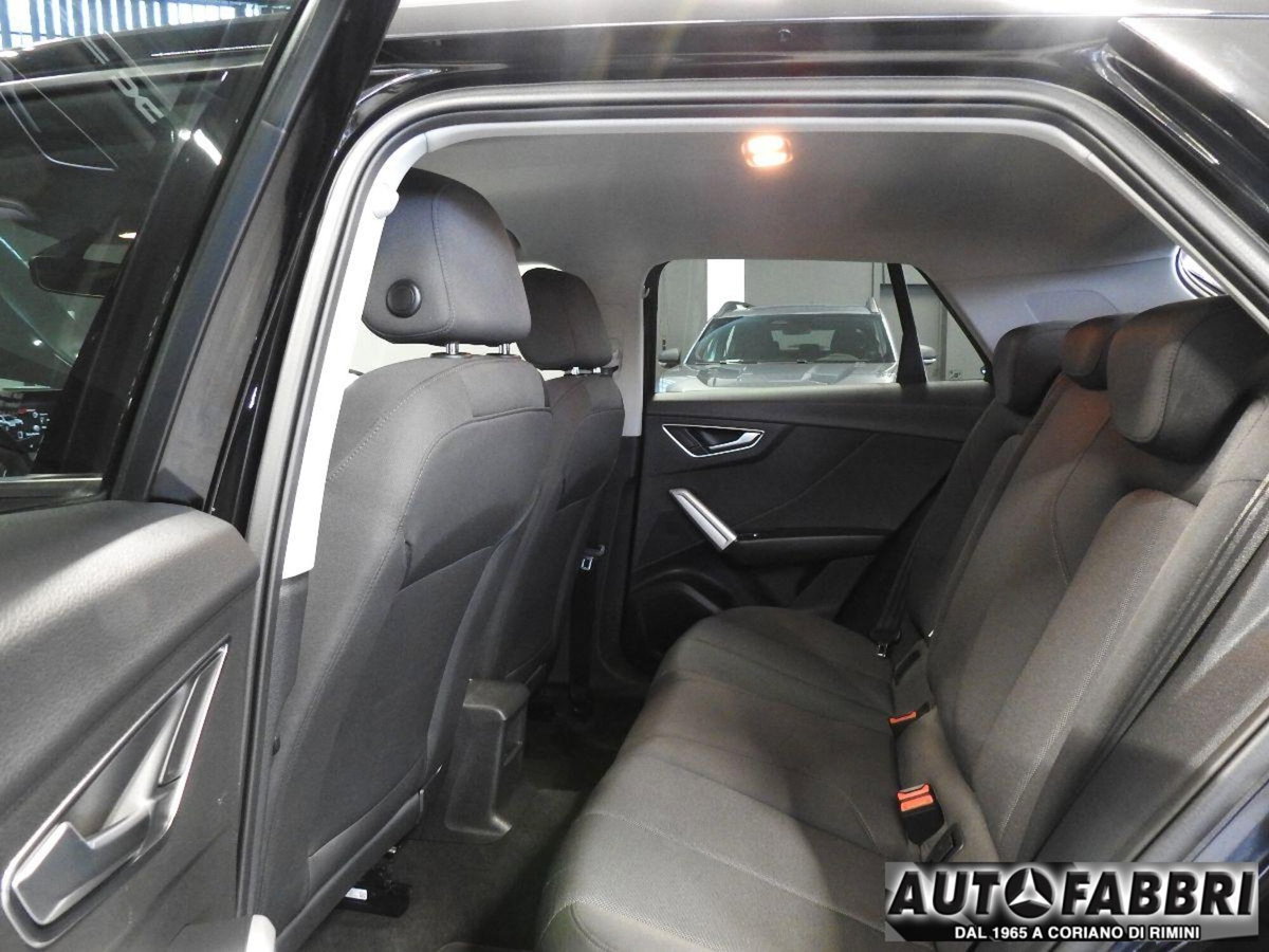 Audi Q2 Q2 1.0 TFSI Business (20)