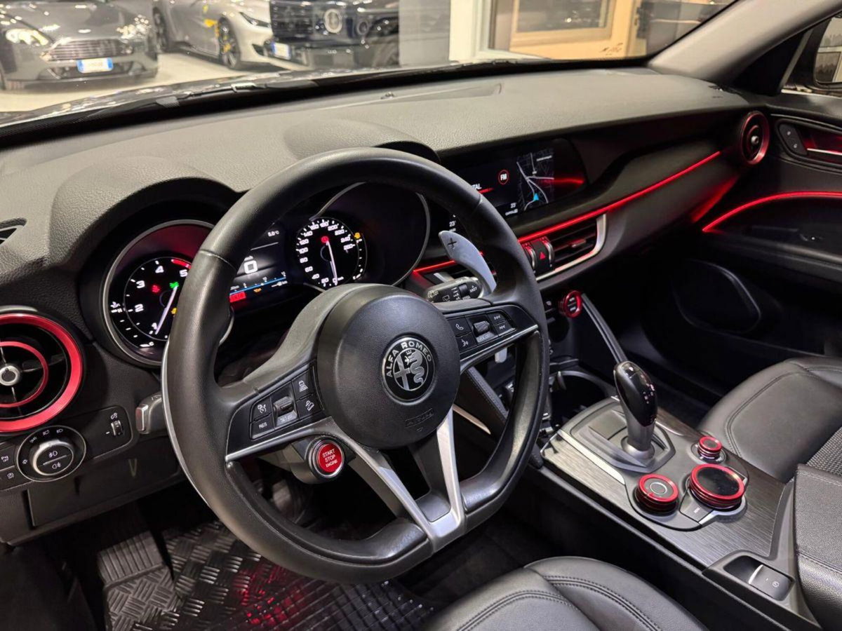 Alfa Romeo Stelvio Stelvio 2.2 Turbodiesel 190 CV AT8 RWD Sprint (11)