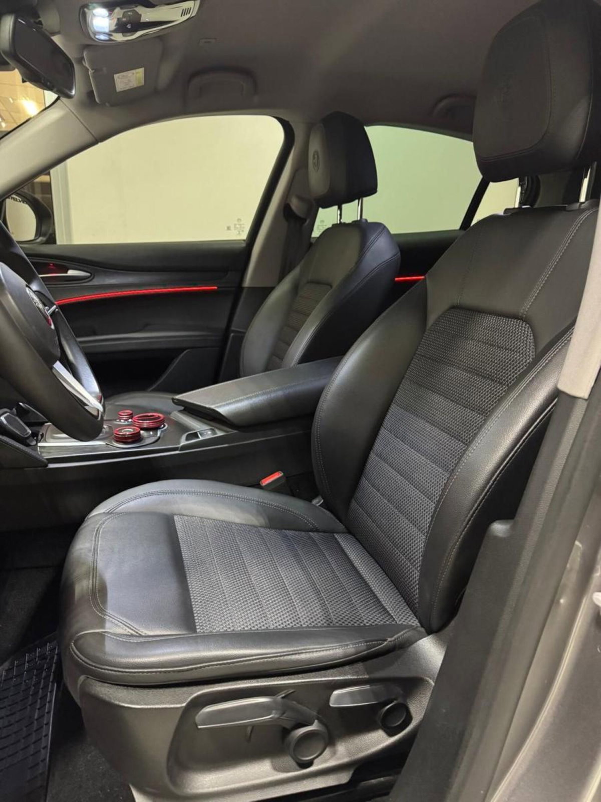 Alfa Romeo Stelvio Stelvio 2.2 Turbodiesel 190 CV AT8 RWD Sprint (12)