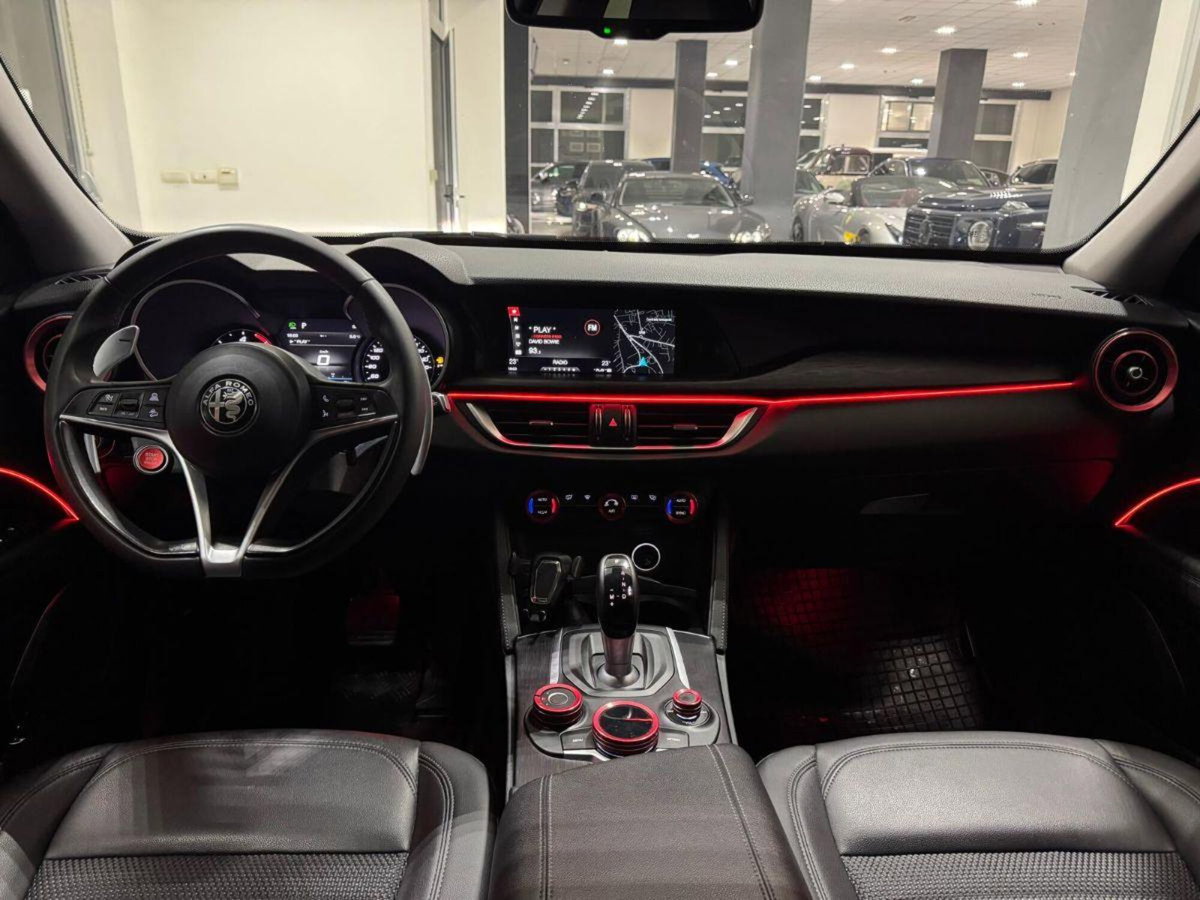 Alfa Romeo Stelvio Stelvio 2.2 Turbodiesel 190 CV AT8 RWD Sprint (13)