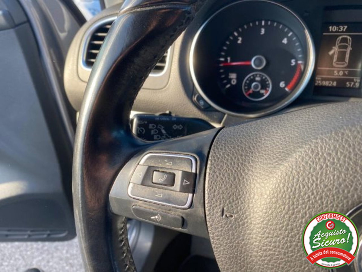 Volkswagen Golf 2.0 TDI 140CV DPF 5p. Highline (13)