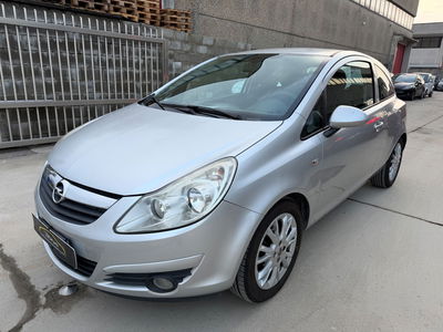 Opel Corsa 1.2 80CV 3 porte GPL-TECH Enjoy usata