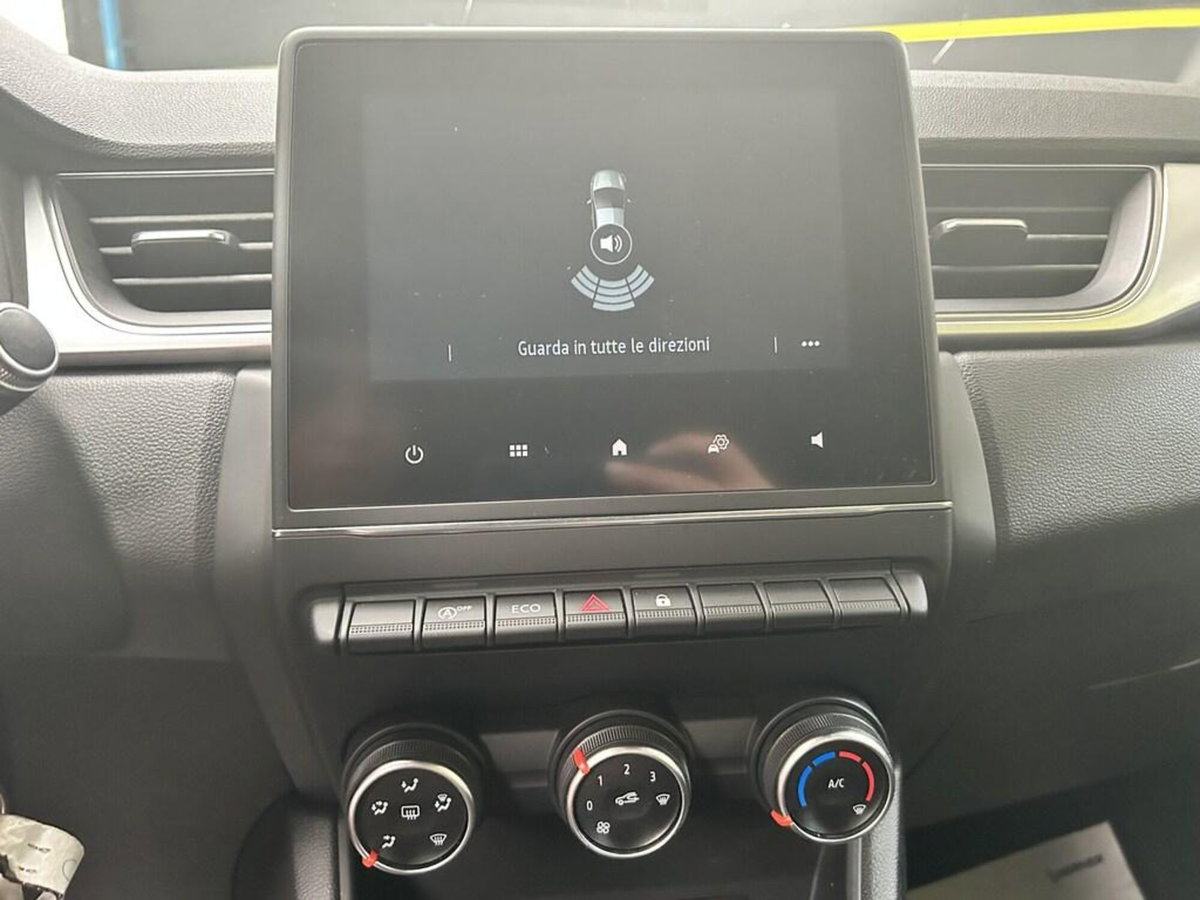 Renault Captur TCe 100 CV Zen (15)