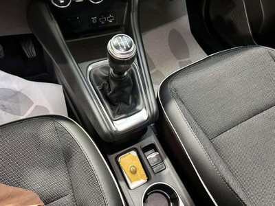 Renault Captur TCe 100 CV Intens (14)