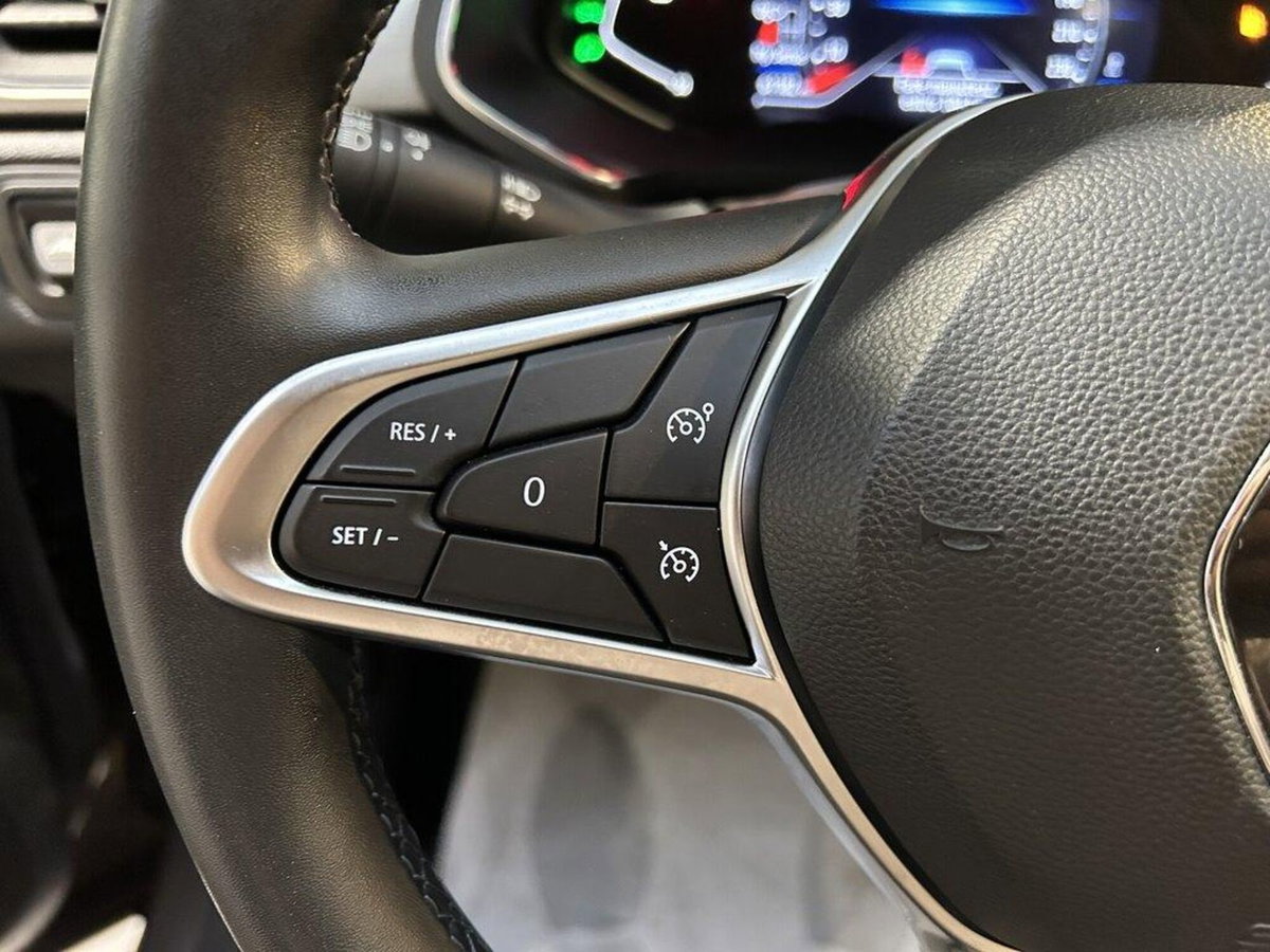 Renault Captur TCe 90 CV Intens (12)