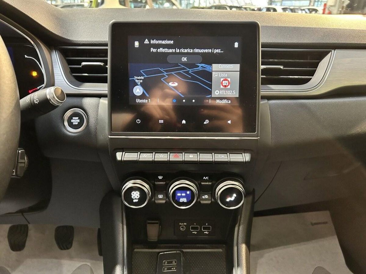 Renault Captur TCe 90 CV Intens (14)