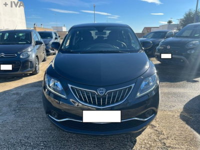 Lancia Ypsilon 1.0 FireFly 5 porte S&S Hybrid Ecochic A. Ferretti (11)