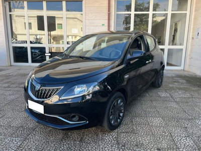 Lancia Ypsilon 1.0 FireFly 5 porte S&S Hybrid Ecochic A. Ferretti (2)