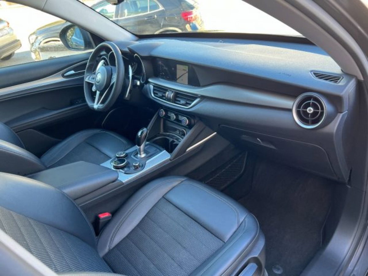 Alfa Romeo Stelvio Stelvio 2.2 Turbodiesel 210 CV AT8 Q4 Super (12)