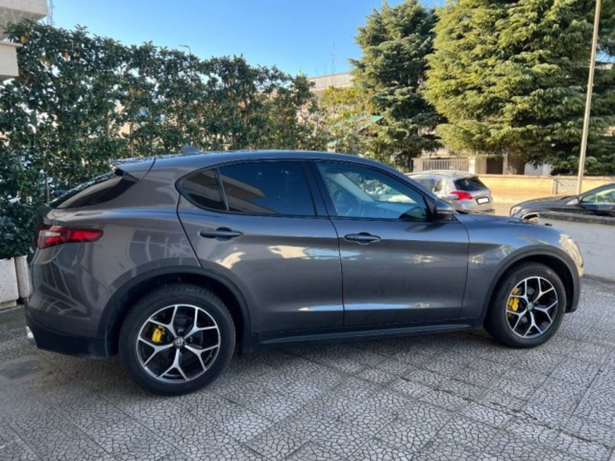 Alfa Romeo Stelvio Stelvio 2.2 Turbodiesel 210 CV AT8 Q4 Super (5)