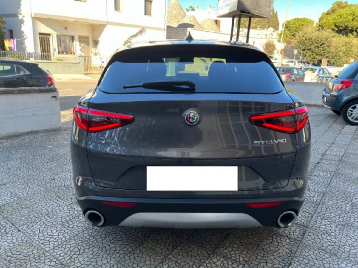 Alfa Romeo Stelvio Stelvio 2.2 Turbodiesel 210 CV AT8 Q4 Super (9)
