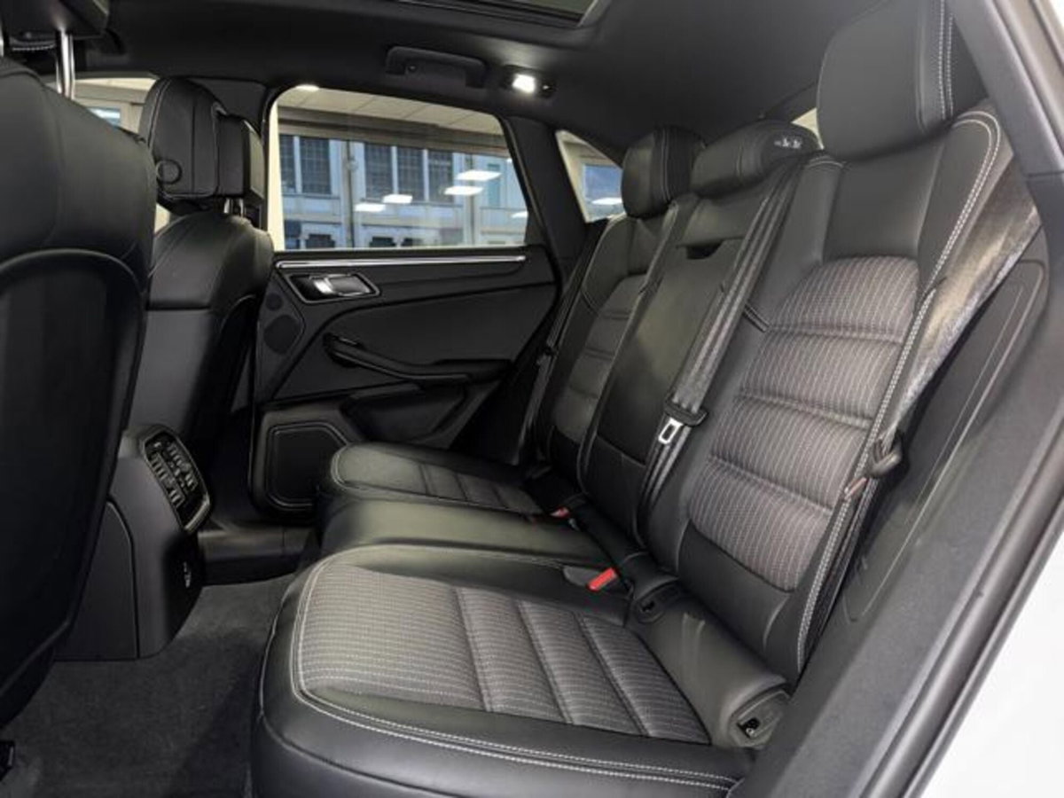 Porsche Macan 2.0 265cv pdk (13)