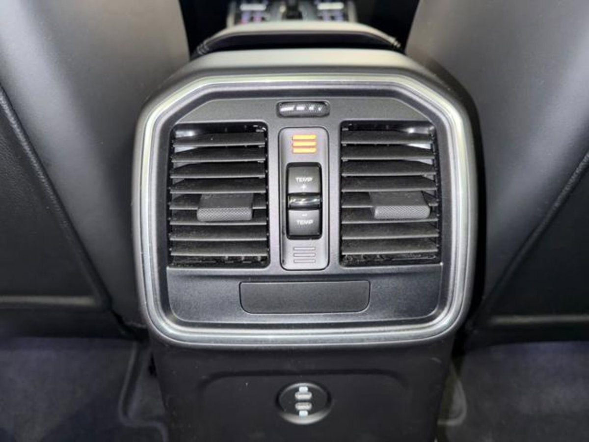 Porsche Macan 2.0 265cv pdk (14)