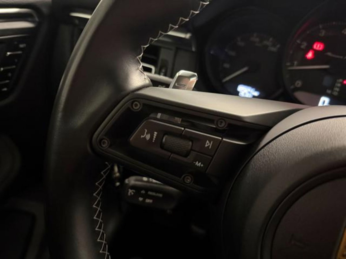 Porsche Macan 2.0 265cv pdk (18)