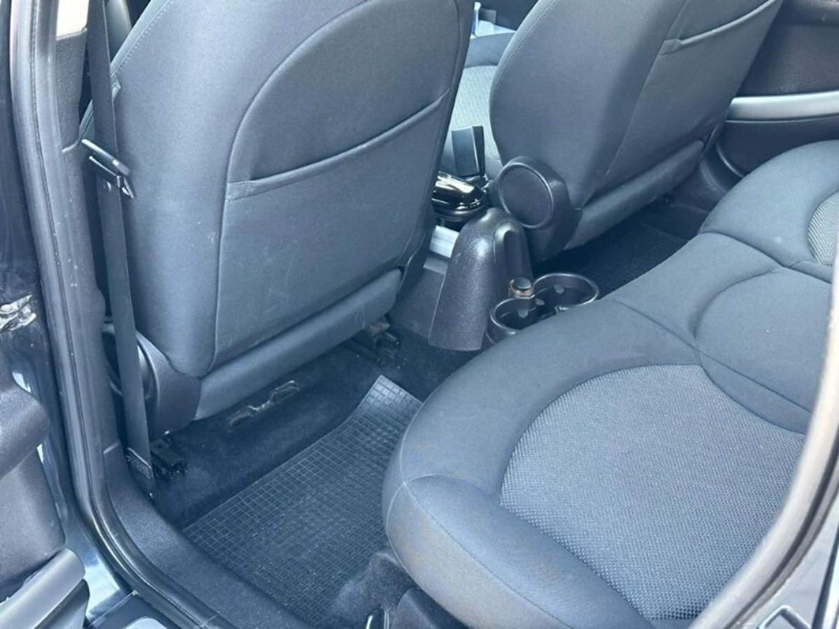 MINI Mini Countryman 1.6 Cooper D Business Countryman ALL4 (7)