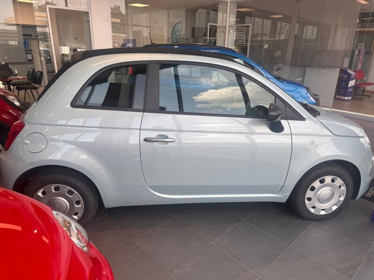 Fiat 500 1.0 Hybrid Red (14)