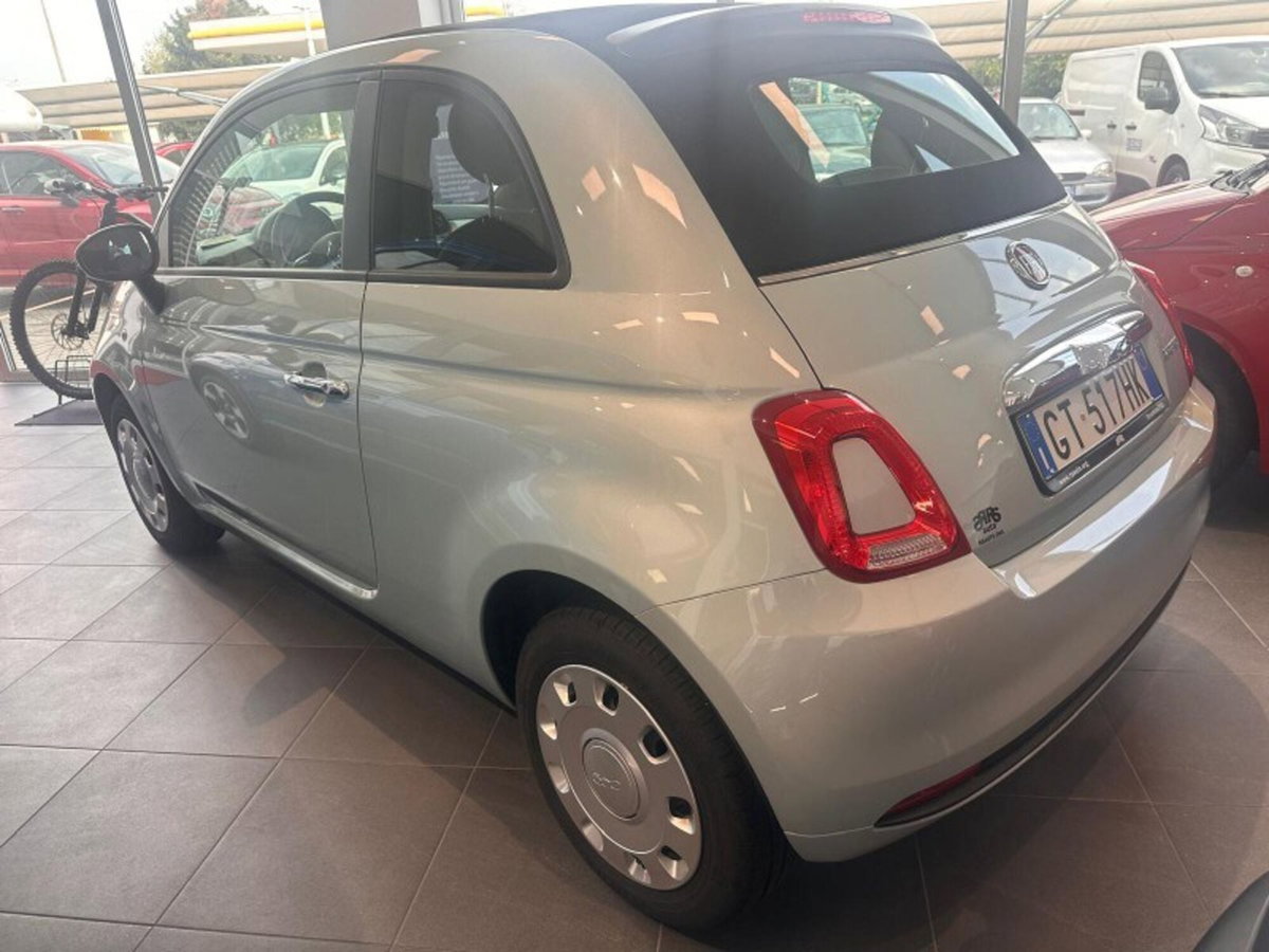 Fiat 500 1.0 Hybrid Red (3)