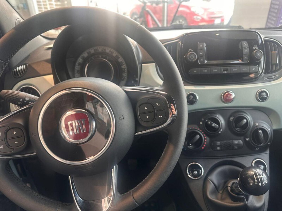 Fiat 500 1.0 Hybrid Red (5)