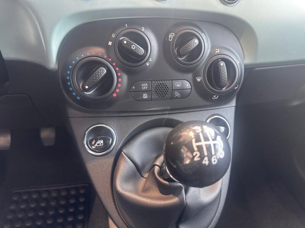 Fiat 500 1.0 Hybrid Red (8)