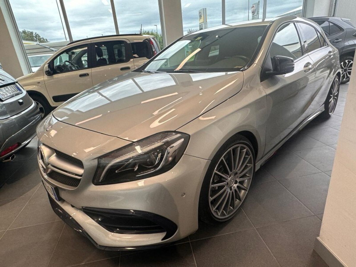 Mercedes-Benz Classe A 45 AMG 4Matic Automatic (4)