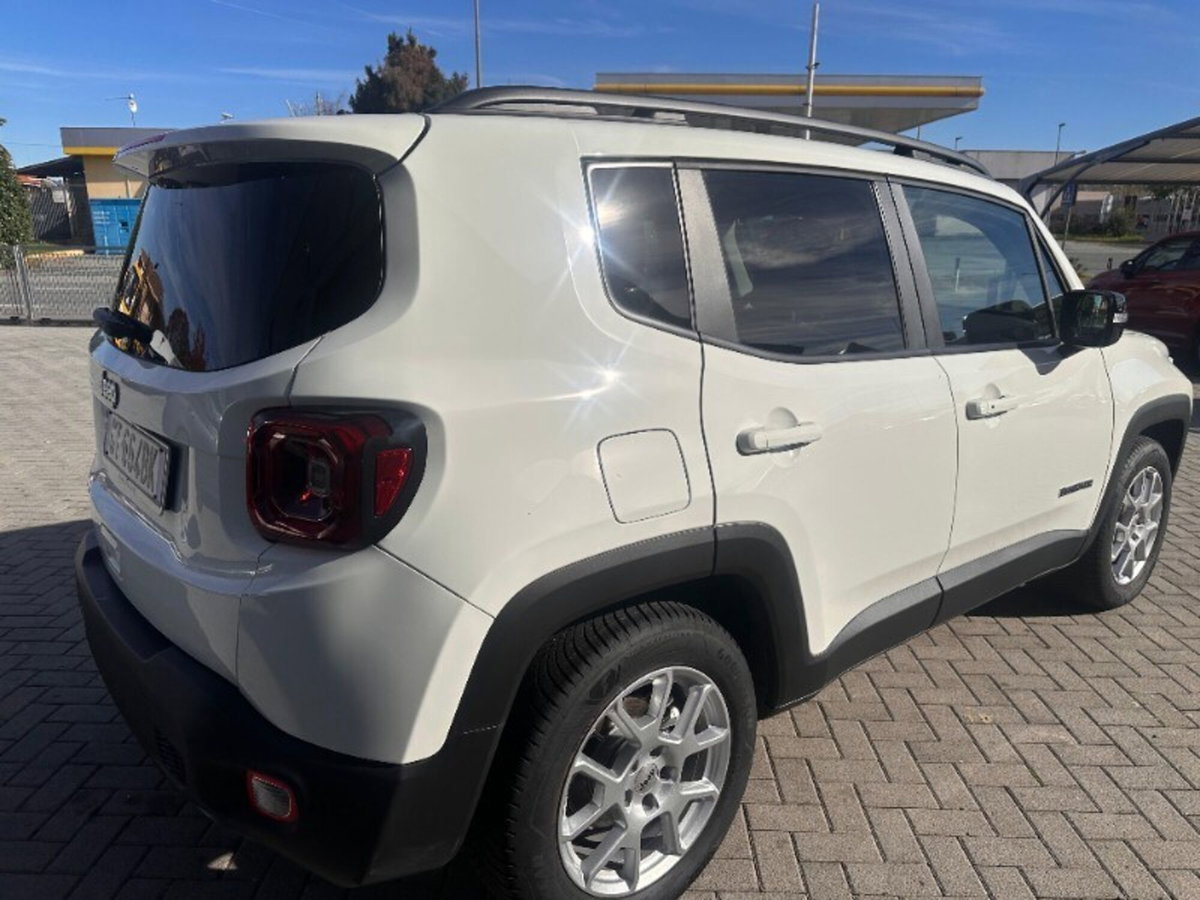 Jeep Renegade 1.5 Turbo T4 MHEV Limited (9)