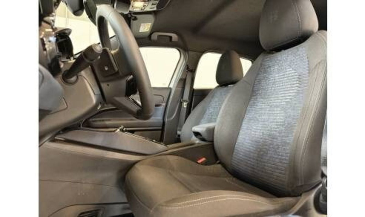 Alfa Romeo Junior 1.2 ibrida 145cv edct6 (19)