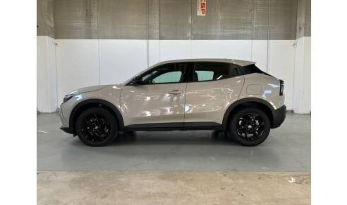 Alfa Romeo Junior 1.2 ibrida 145cv edct6 (6)