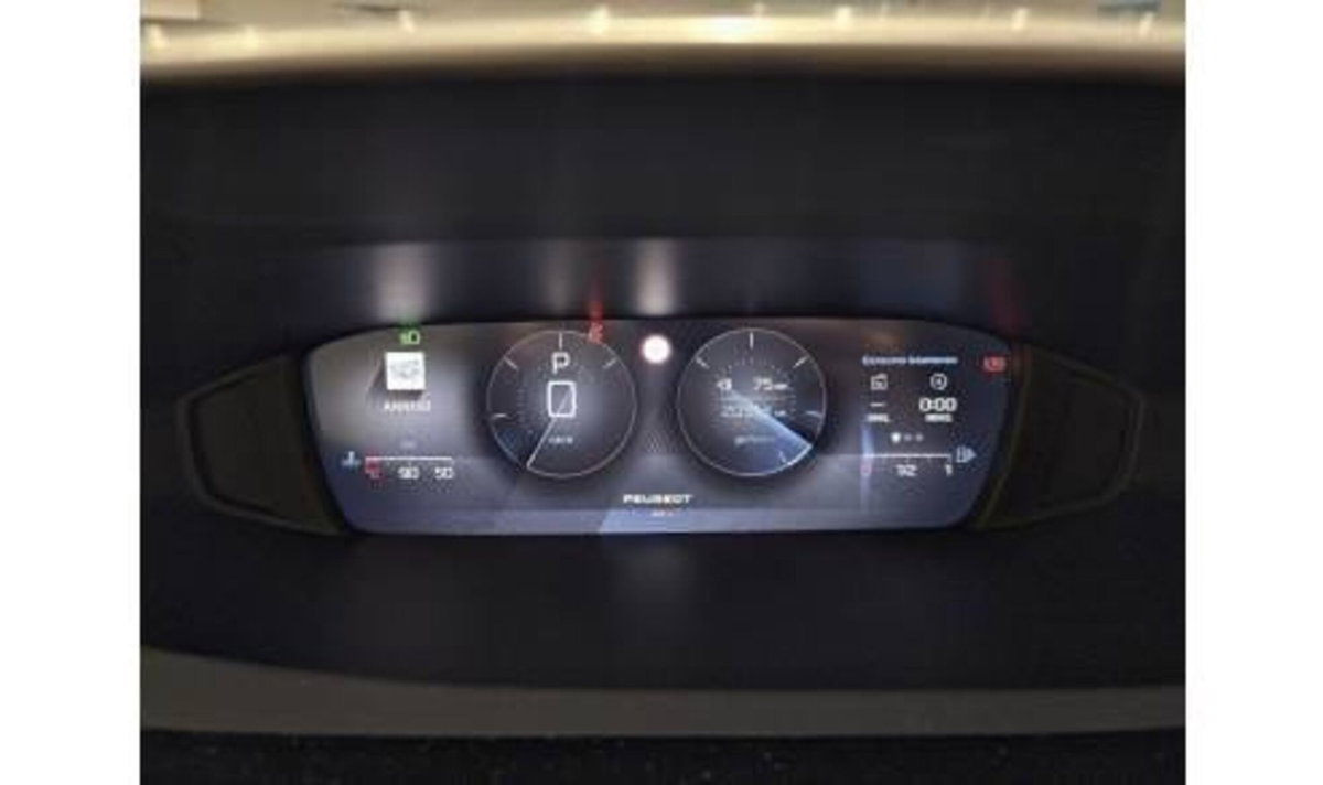 Peugeot 408 1.2 puretech Allure s&s 130cv eat8 (9)