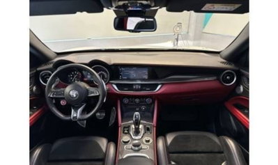 Alfa Romeo Stelvio Stelvio 2.9 Bi-Turbo V6 510 CV AT8 Quadrifoglio (11)