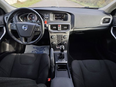 Volvo V40 D2 1.6 Momentum (10)