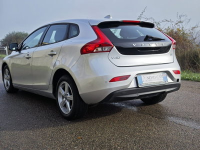 Volvo V40 D2 1.6 Momentum (5)