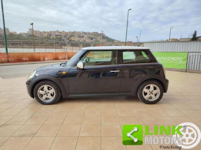 MINI Mini 1.6 16V Cooper D (4)