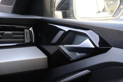 Audi A1 Sportback 35 TFSI S tronic Identity Black (10)