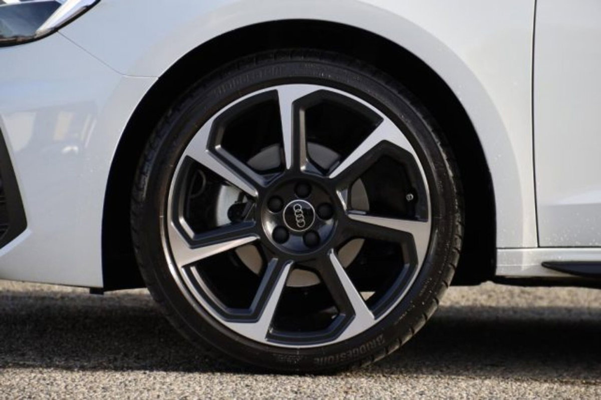 Audi A1 Sportback 35 TFSI S tronic Identity Black (5)