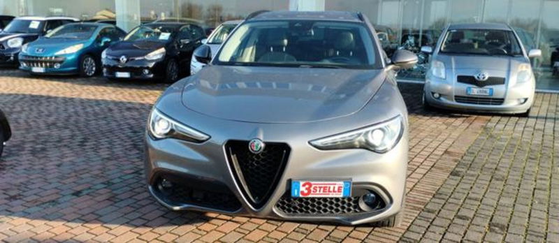 Alfa Romeo Stelvio Stelvio 2.2 Turbodiesel 180 CV AT8 Q4 Executive