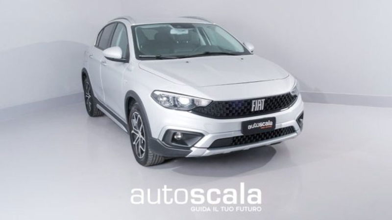 Fiat Tipo Tipo 5p 1.5 t4 hybrid Cross 130cv dct