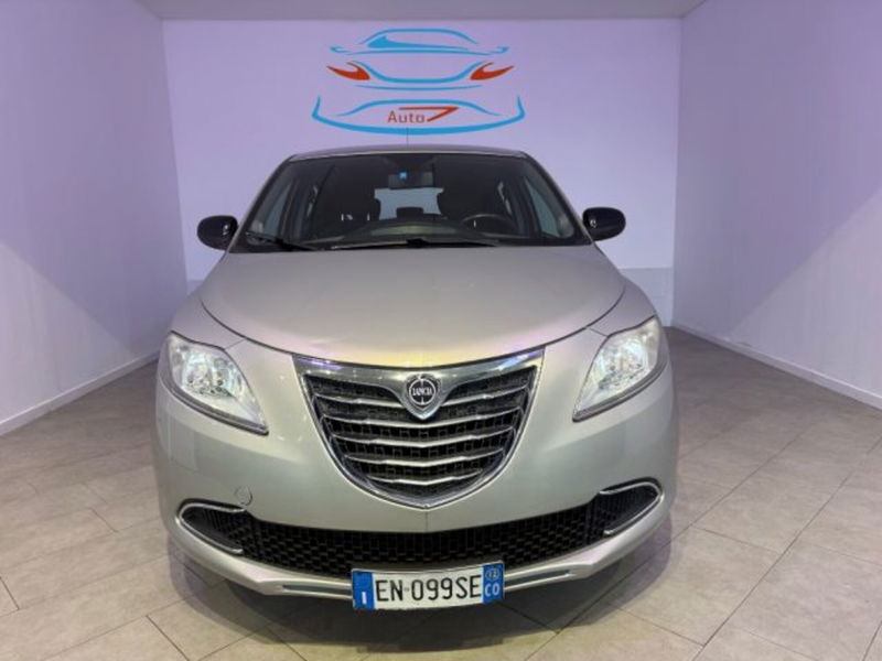 Lancia Ypsilon 1.2 69 CV 5 porte GPL Ecochic Gold