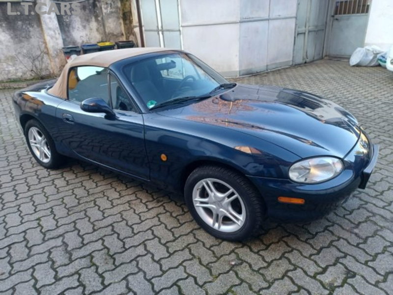 Mazda MX-5 1.6i 16V cat