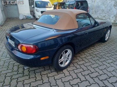 Mazda MX-5 1.6i 16V cat (6)