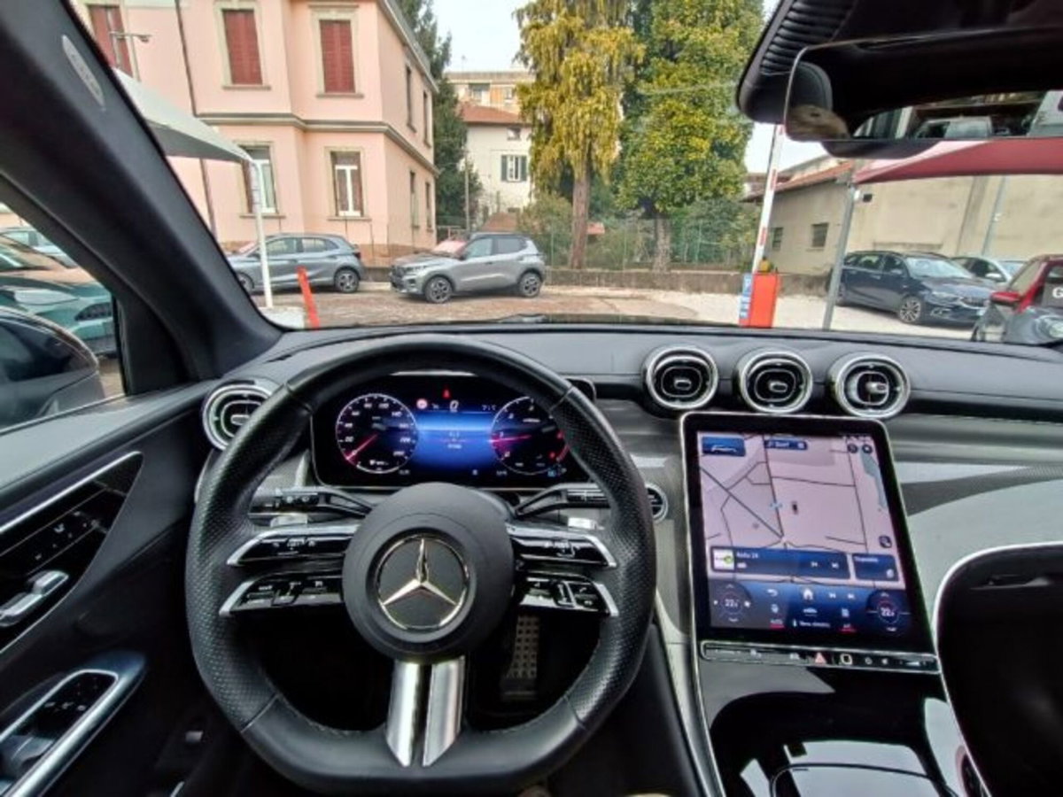 Mercedes-Benz GLC 220 d 4Matic Mild Hybrid AMG Premium Plus (14)