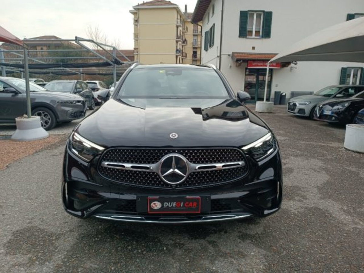 Mercedes-Benz GLC 220 d 4Matic Mild Hybrid AMG Premium Plus (2)