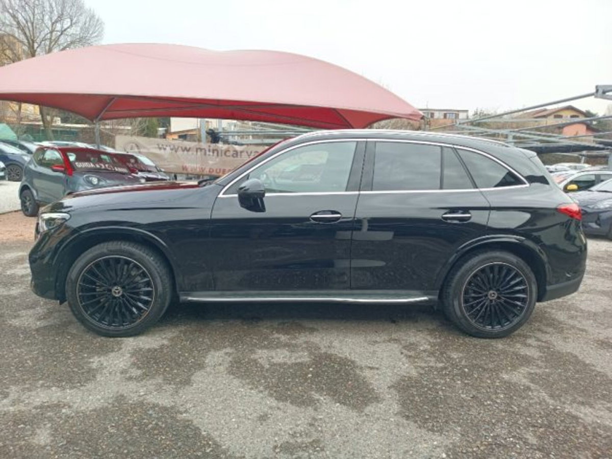 Mercedes-Benz GLC 220 d 4Matic Mild Hybrid AMG Premium Plus (4)