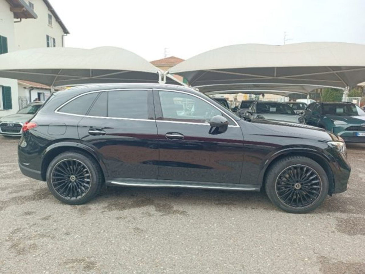 Mercedes-Benz GLC 220 d 4Matic Mild Hybrid AMG Premium Plus (8)